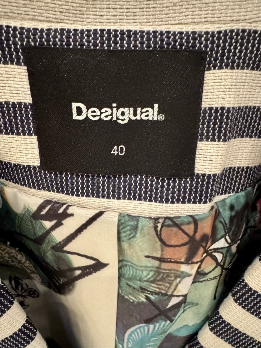 Desigual Giacche: Desigual Blazer, Gr. 40 - Top Zustand! – Nuovo (secondo la descrizione) da Amriswil venduto da my-fashion 2