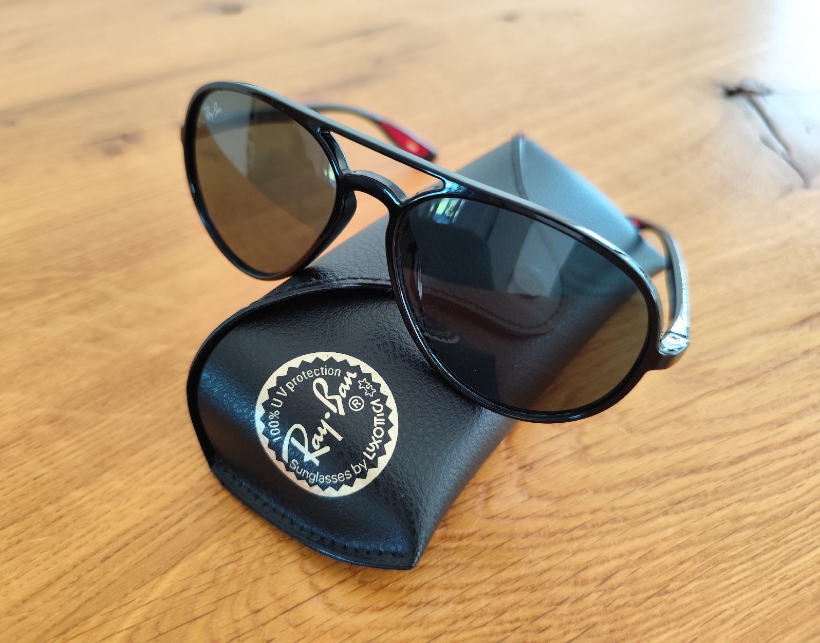 Ray-Ban Occhiali & Lenti: Sonnenbrille Ray-Ban schwarz Unisex – Usato da Diepoldsau venduto da nia_l9sp