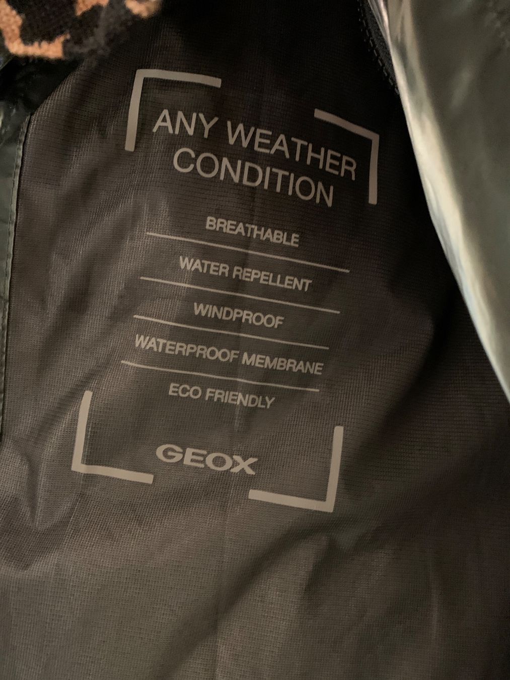 Geox Cappotti: Parka imperméable vert brillant avec doublure Geox – Nuovo (secondo la descrizione) da Genève venduto da rez_c6c6 5