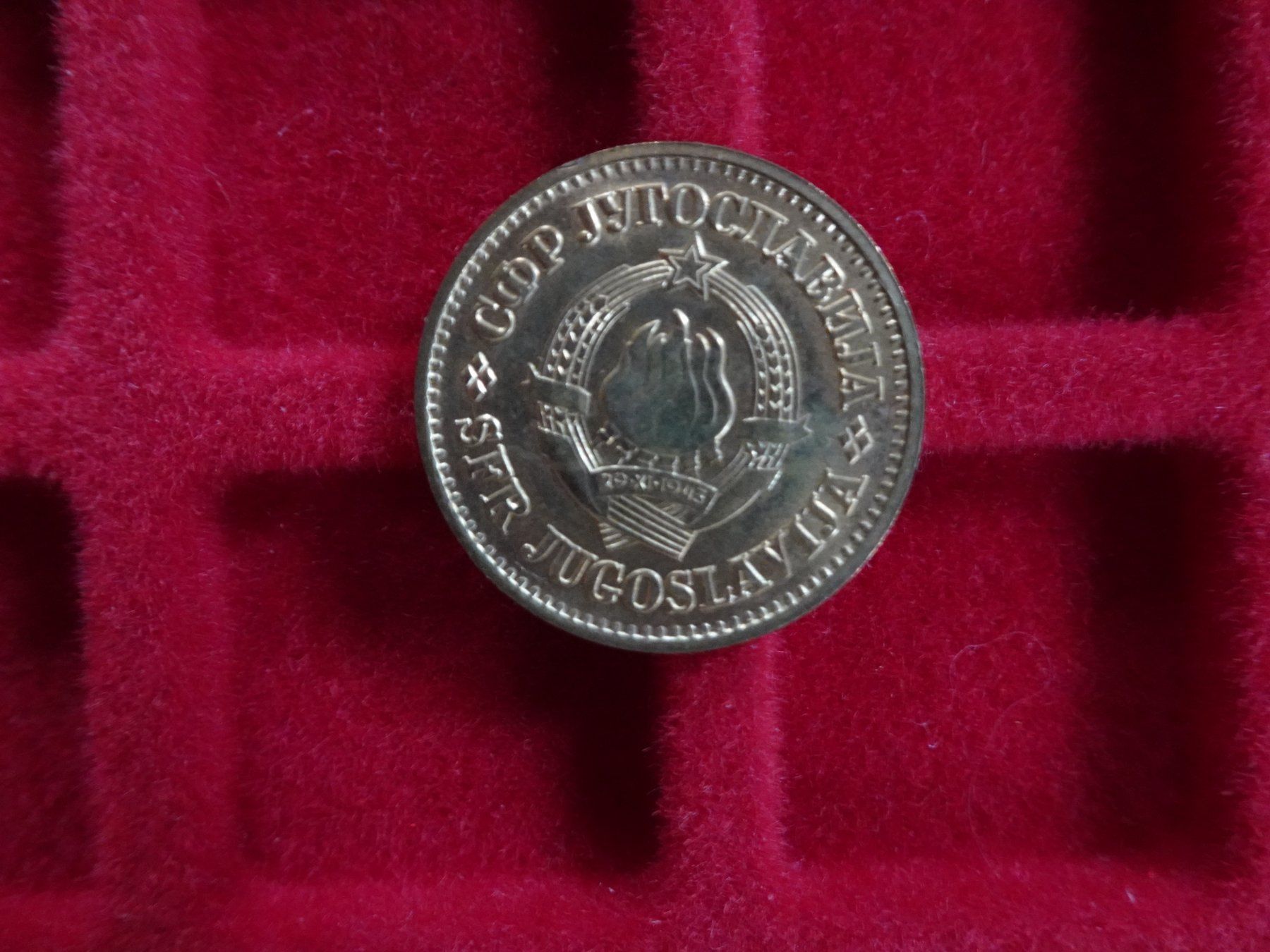 Tutti le monete: 20 Para Jugoslawien 1981 - M425 – Usato da Küssnacht am Rigi venduto da Kleinpreis-Shop 1