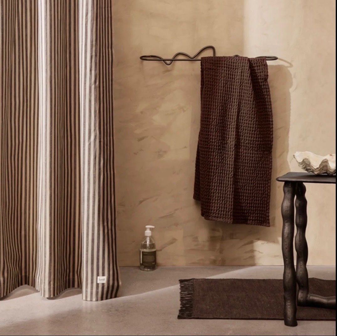 Ferm living Tende: Ferm Living Duschvorhang – Usato da Fribourg venduto da samsam04 1