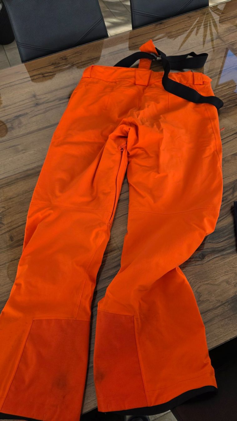 Salomon Anzüge: Ski-Jacke und Ski-Hose – Gebraucht aus Deitingen von Meisters6 4
