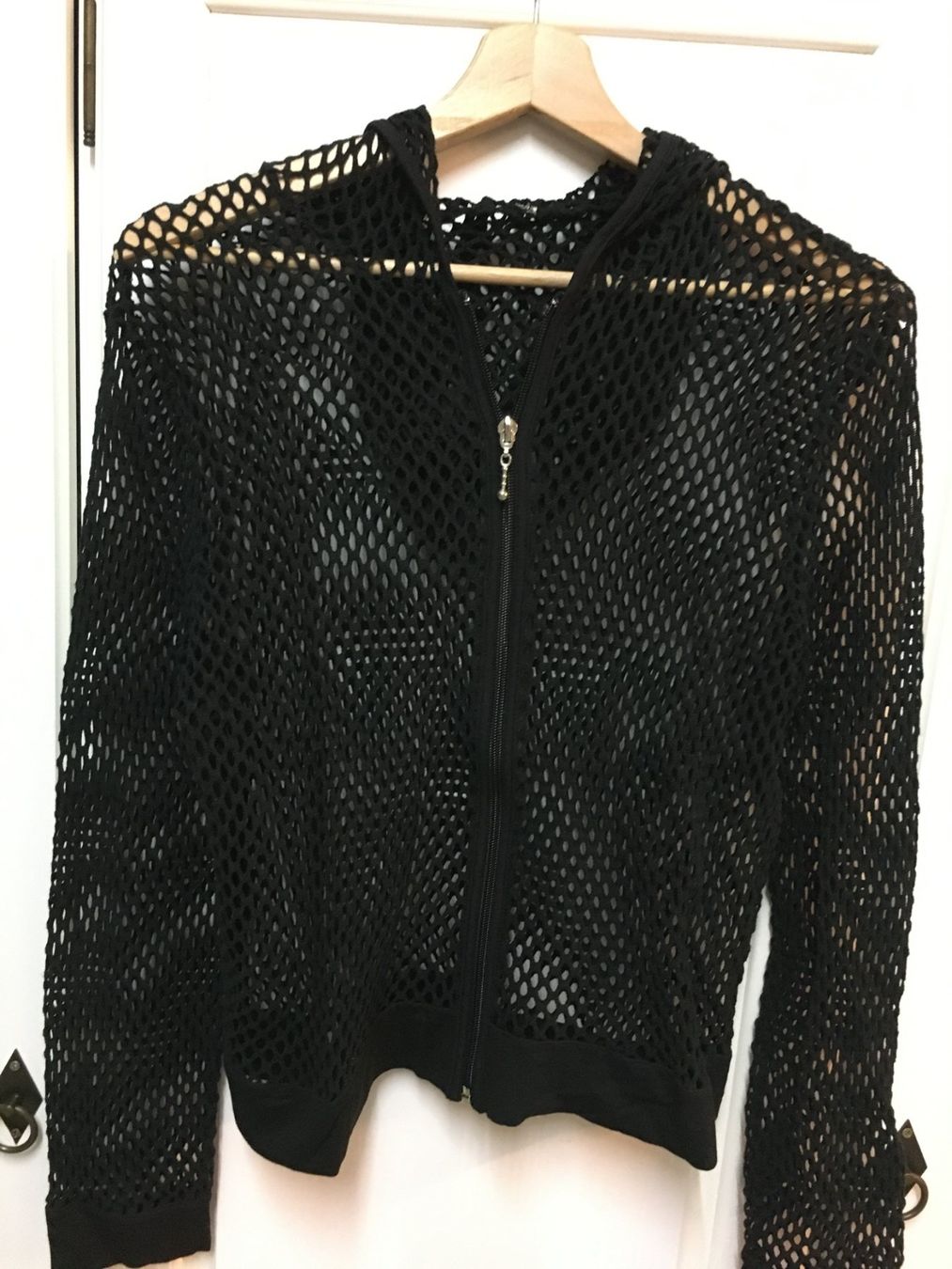 Giacche: Strickjacke, Lochstrick, schwarz,s/xs – Usato da Arni AG venduto da Mimo007