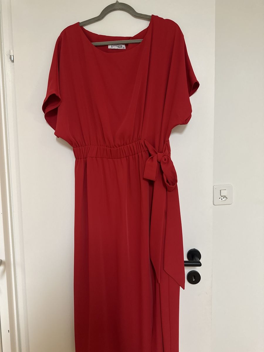 Vestiti: Rotes Kleid Gr. 48-50 – Usato da Volketswil venduto da Sina008