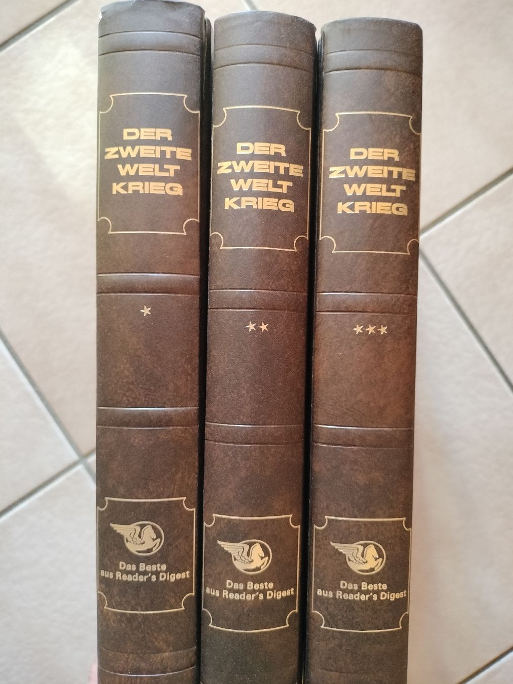 Bücher: Drei Armee Militär Weltkriegs Bücher – Gebraucht aus Schwanden Sigrisw von len_9yqg 1