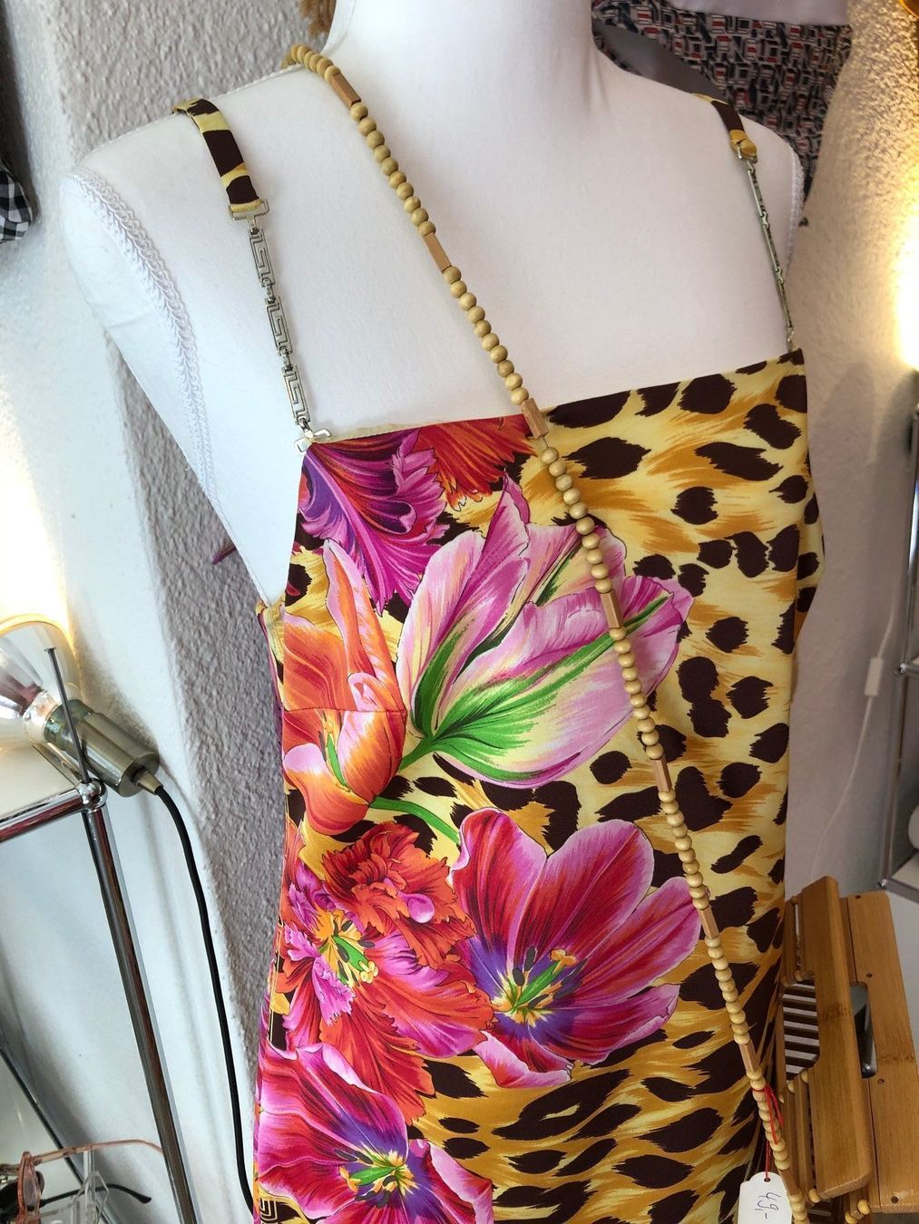 Versace Vestiti: Exklusives Versace Classic Kleid – Usato da Zürich venduto da Naebeli 7