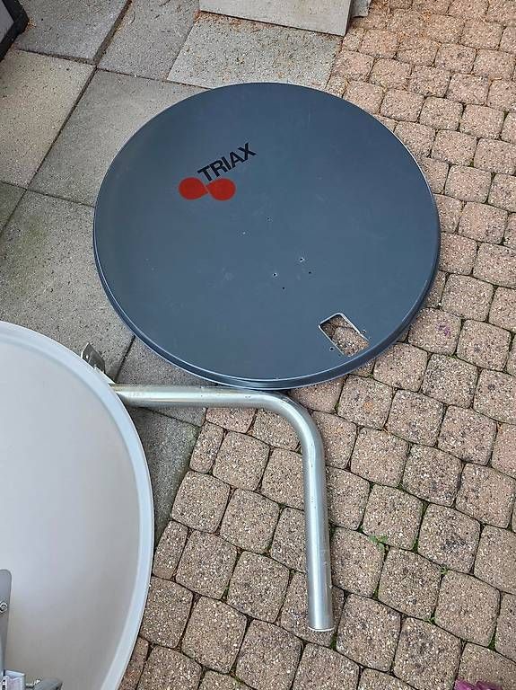 Satellitenschüssel: SATELITESCHÜSSEL – Gebraucht aus Bremgarten bei Bern von ser_2hjg 2