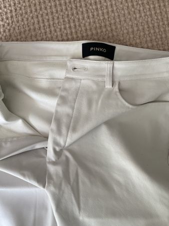 Pinko Hose "Susan" Kunstleder weiss Grösse 32 neu