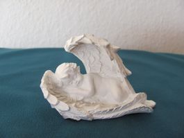 Engel Figur schlafend weiss Dekoration neu nach links Gross