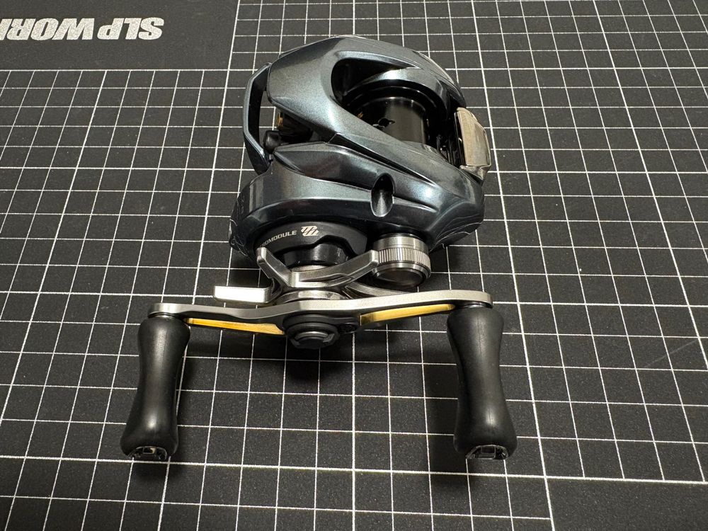 Moulinet casting shimano aldebaran BFS HG manivelle à droite