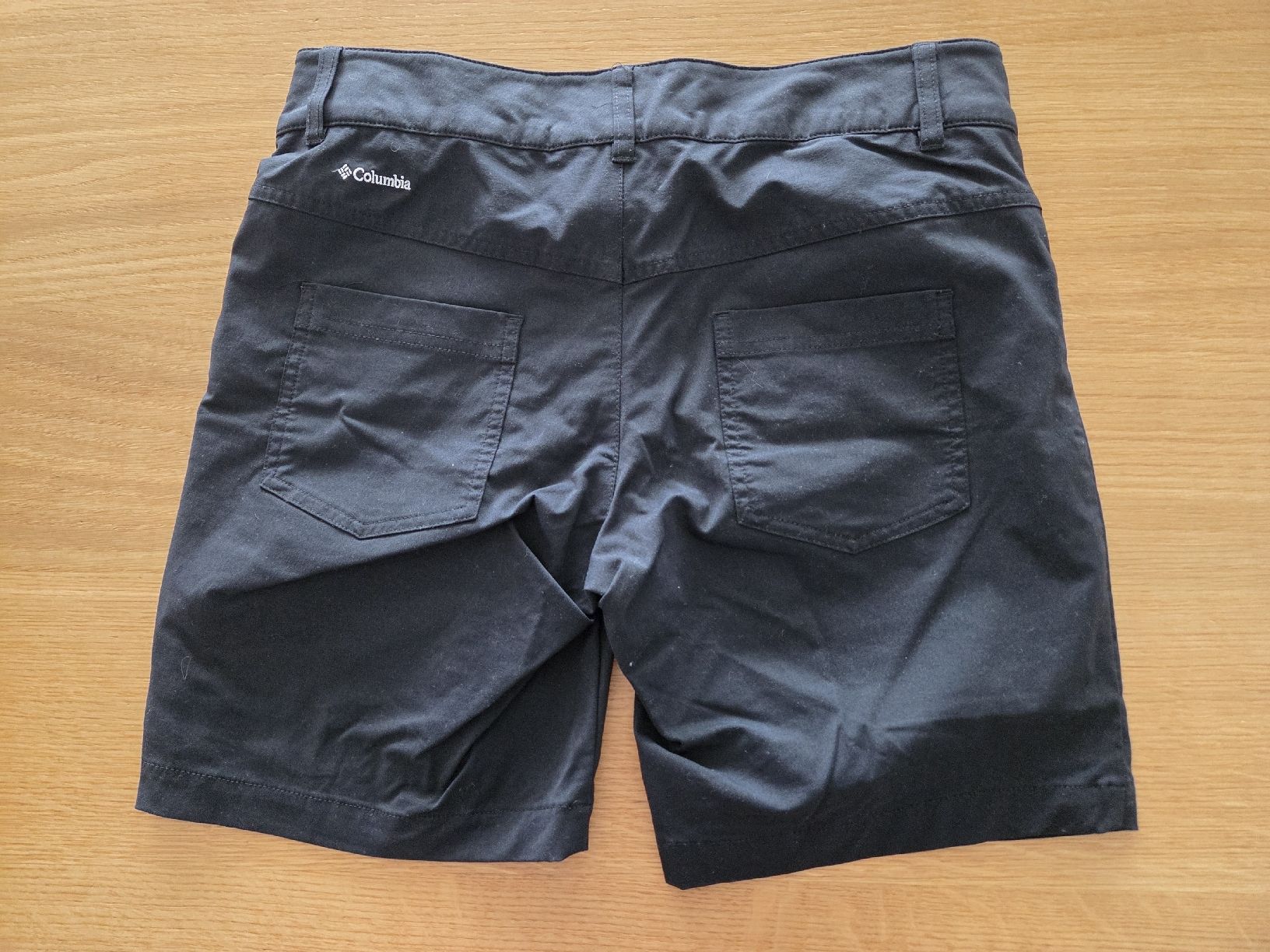 Columbia Pantalons: Columbia Wandershorts schwarz 36 Size 6 – D'occasion à Oberuzwil par Umlobo 4