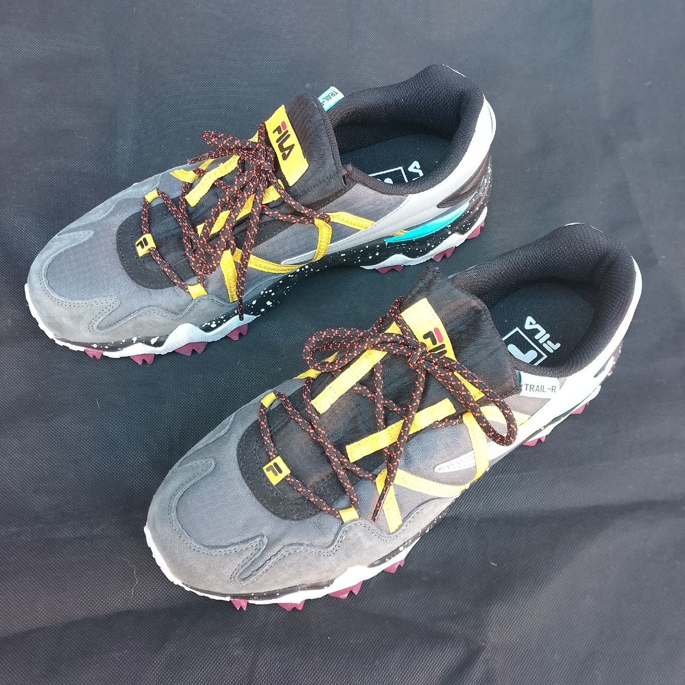 Fila Scarpe da uomo: Fila Trail-R Sneaker Gr. 45 – Usato da Luzern venduto da toenu23
