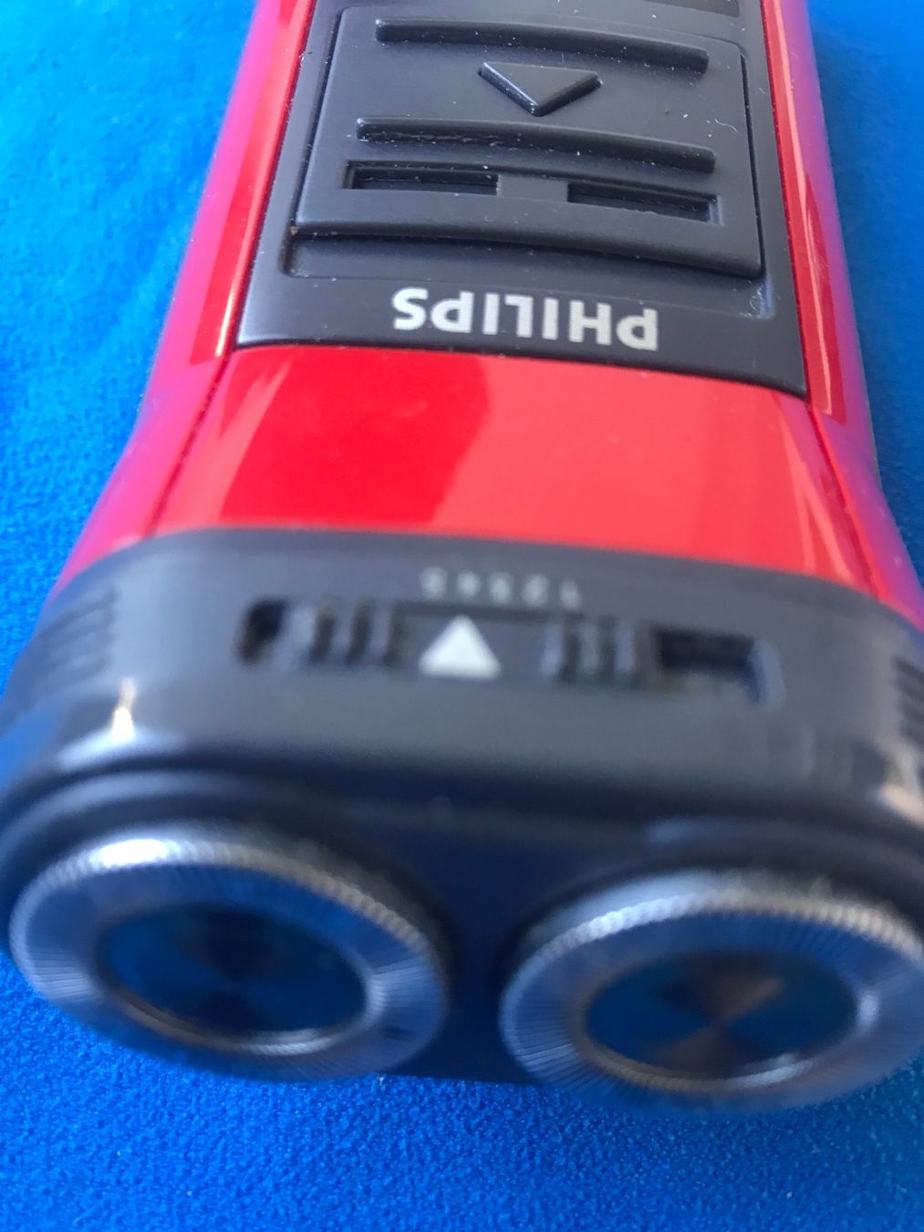 Philips Rasierapparate & Rasierklingen: Philips Philishave Tracer Razor – Gebraucht aus Onex von johnca 1