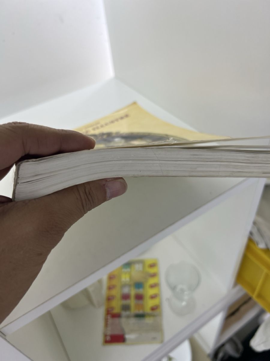 Libri: Répertoire Illustré Des Échantillons de Parfum – Usato da Wettingen venduto da NickInc 5