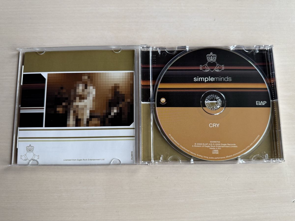 CD: CD Simple Minds - Cry (CD Album) – Usato da Oberried Brienz venduto da Chyara 2