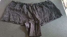 Schwarze Spitzen Shorts Gr. M - Isa Bodywear
