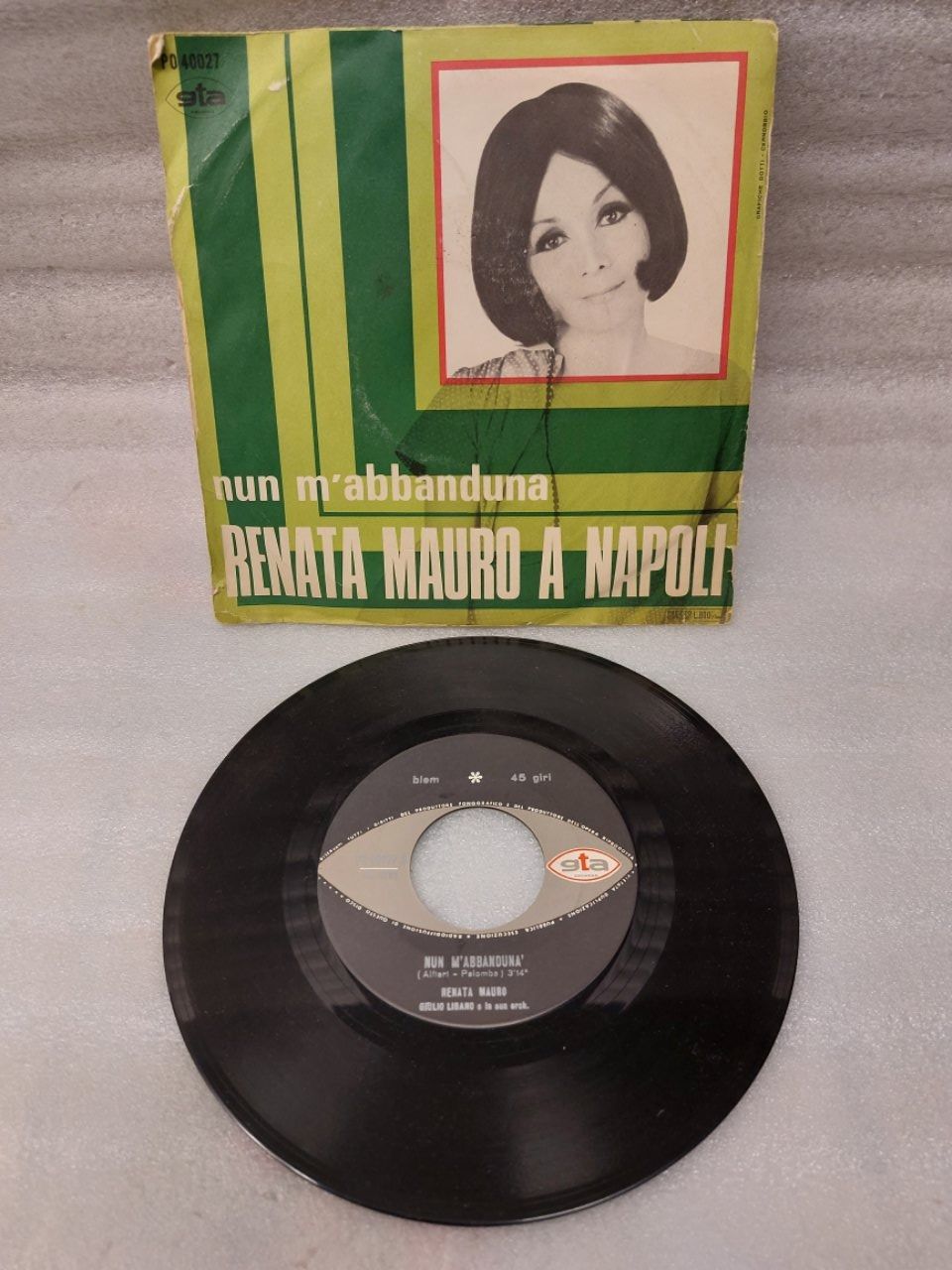 Dischi in vinile: Renata Mauro A Napoli - Vinile 1966 – Usato da Pambio Noranco venduto da TREBORLOP
