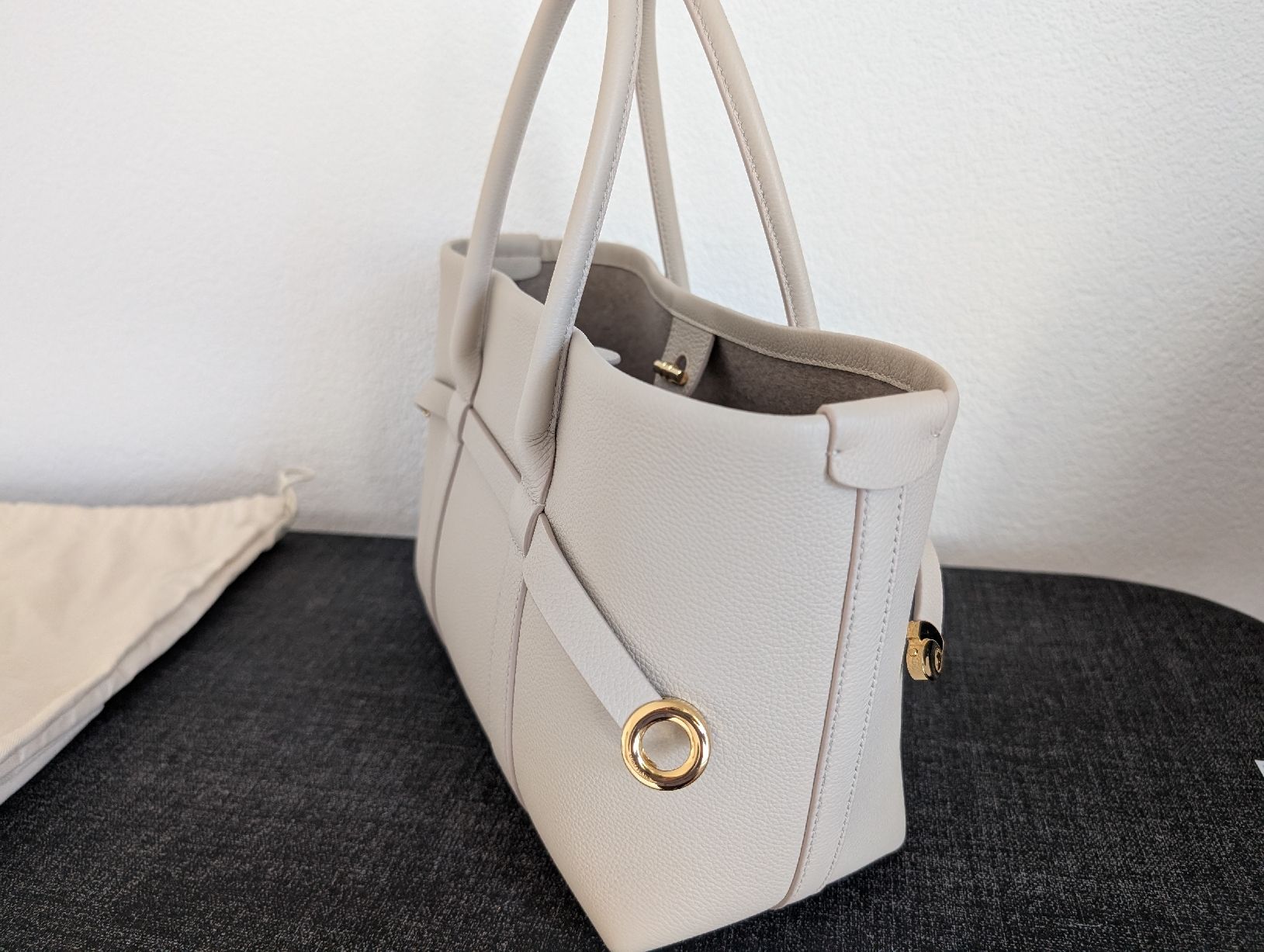 Loro Piana Borse da donna: Loro Piana Ghianda Small Fine Leather Bag – Nuovo (secondo la descrizione) da Glis venduto da livespringly 1