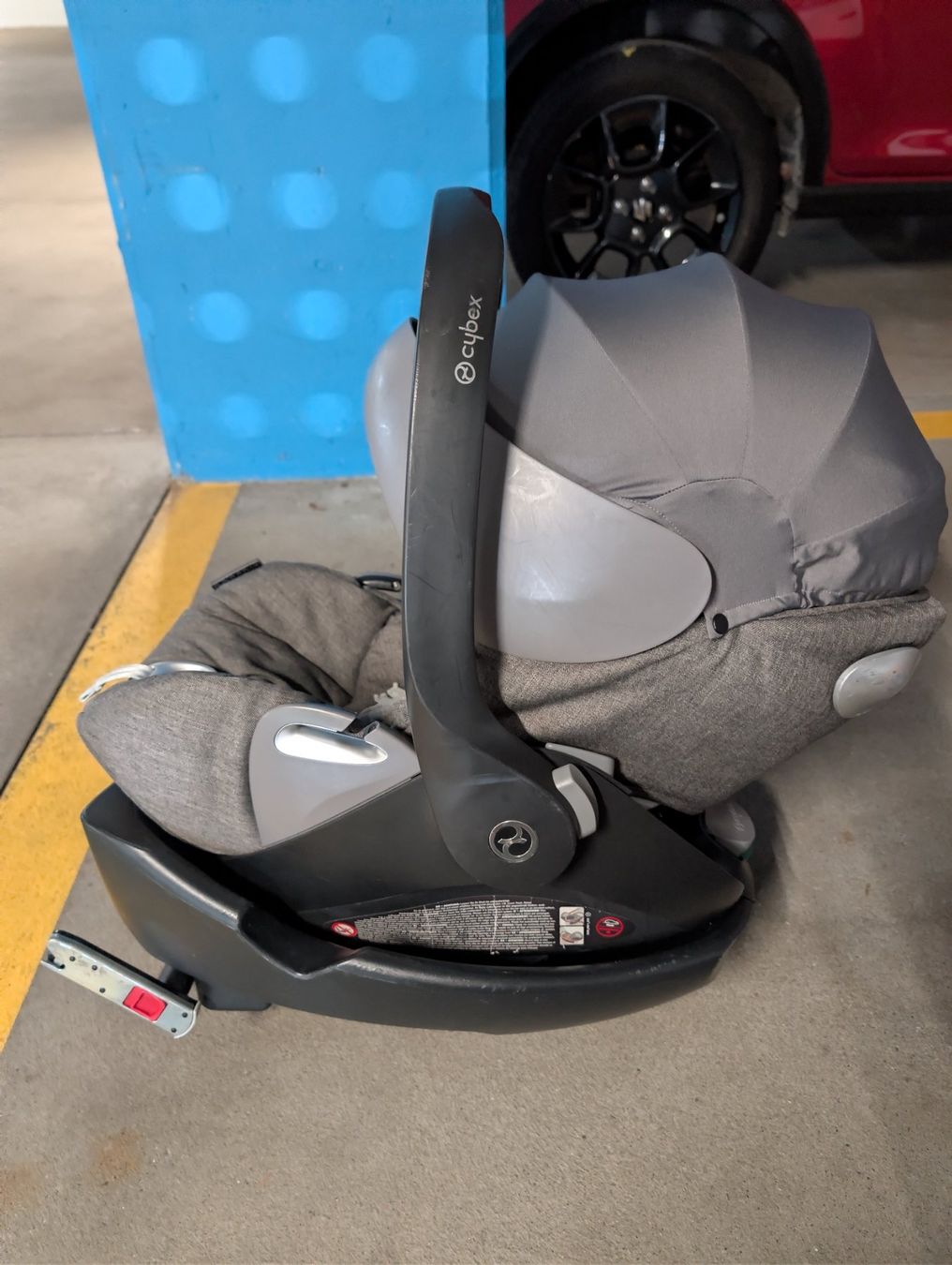 Cybex Seggiolini per auto: Babyschale Cybex – Usato da Egg b. Zürich venduto da ana_5xpl