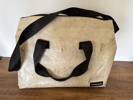 FREITAG F45 LOIS