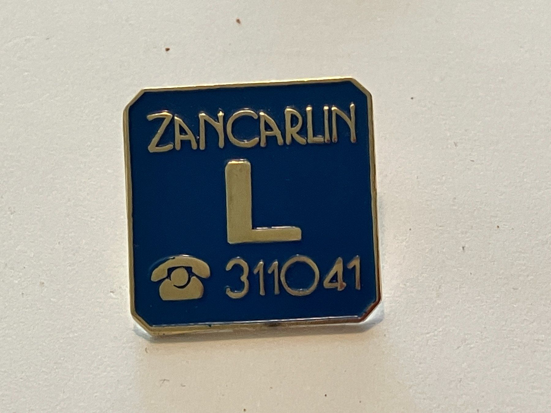 Placchette & Badge: 1 Pin Zancarlin – Usato da Basel venduto da djwwpp