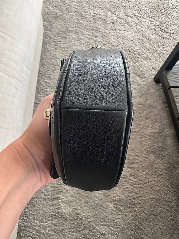 Borse da donna: Original CHANEL Heart Bag – Usato da Winterthur venduto da carrietwo 1