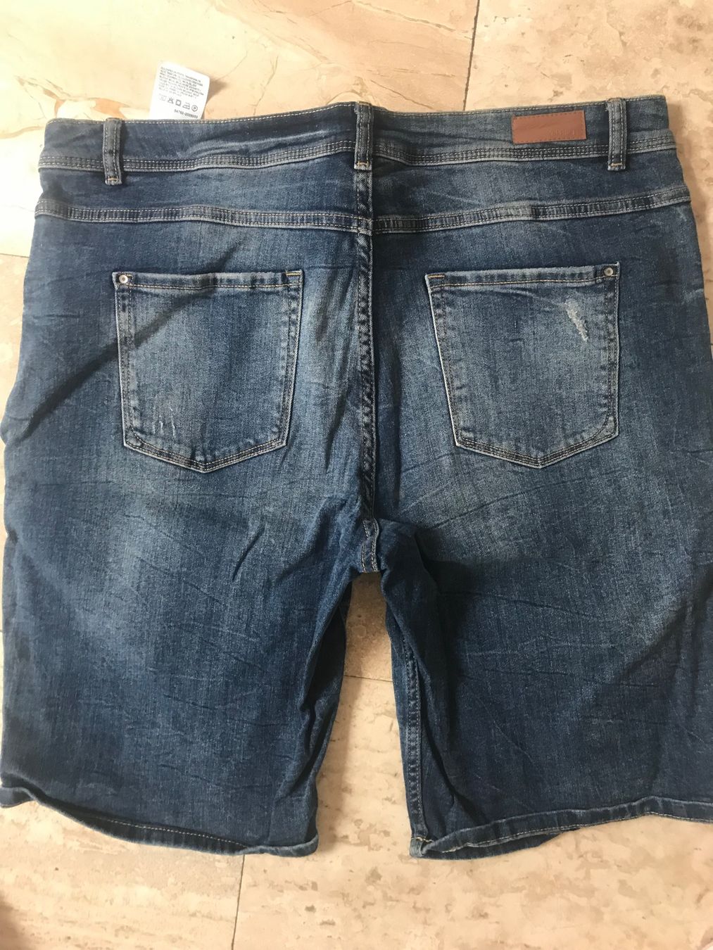 C&A Jeans: Jeans Shorts – Nuovo (secondo la descrizione) da Oftringen venduto da mbc_b8vr 1
