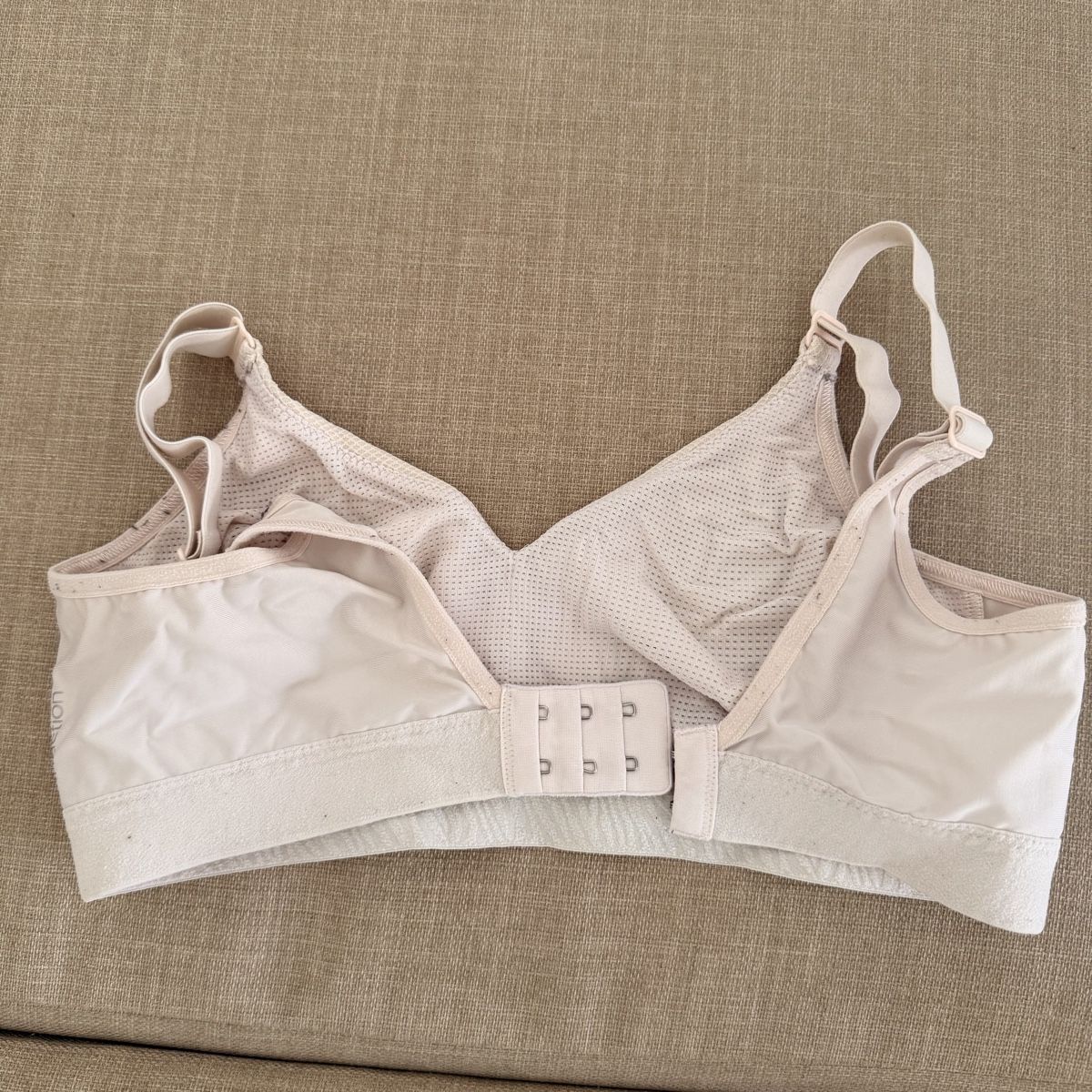 Sonstige Unterwäsche: Triaction by Triumph - Sport BH – Gebraucht aus zürich von may_yj9f 5
