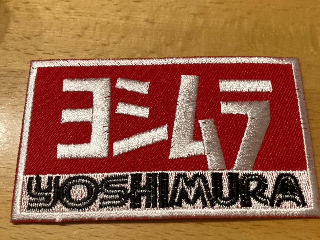 Toppe: YOSHIMURA Auspuffanlage Patch Sticker Aufnäher 919 – Nuovo (secondo la descrizione) da Horn venduto da abutre72