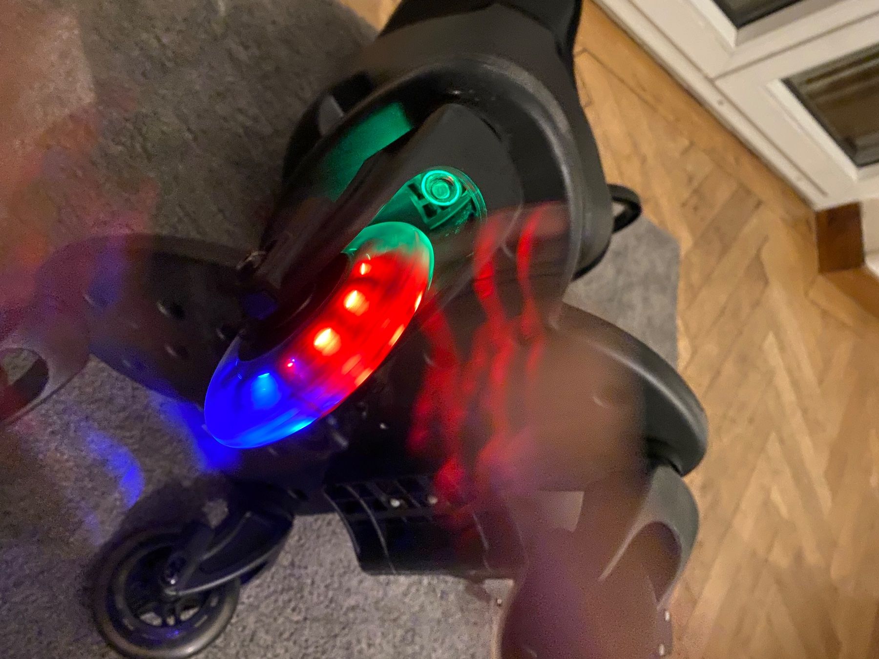 Accessori per carrozzine: Siège roulette pour poussette, comme neuf! 43 char. – Nuovo (secondo la descrizione) da Lausanne venduto da Millionsch 4