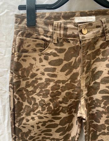 Superbe pantalon léopard doré MAISON ONADO 65%coton t.40