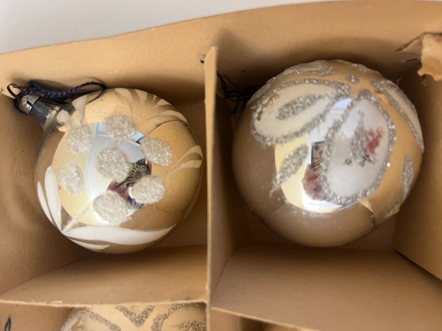 Tutte le decorazioni: 7 Weinachtskugel+3 Reflexkugel alt und selten – Usato da Beinwil am See venduto da Angelena 2
