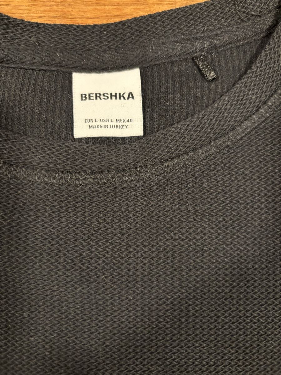 T-Shirts: Tshirt schwarz L  – Gebraucht aus Kesswil von Branca-01 3