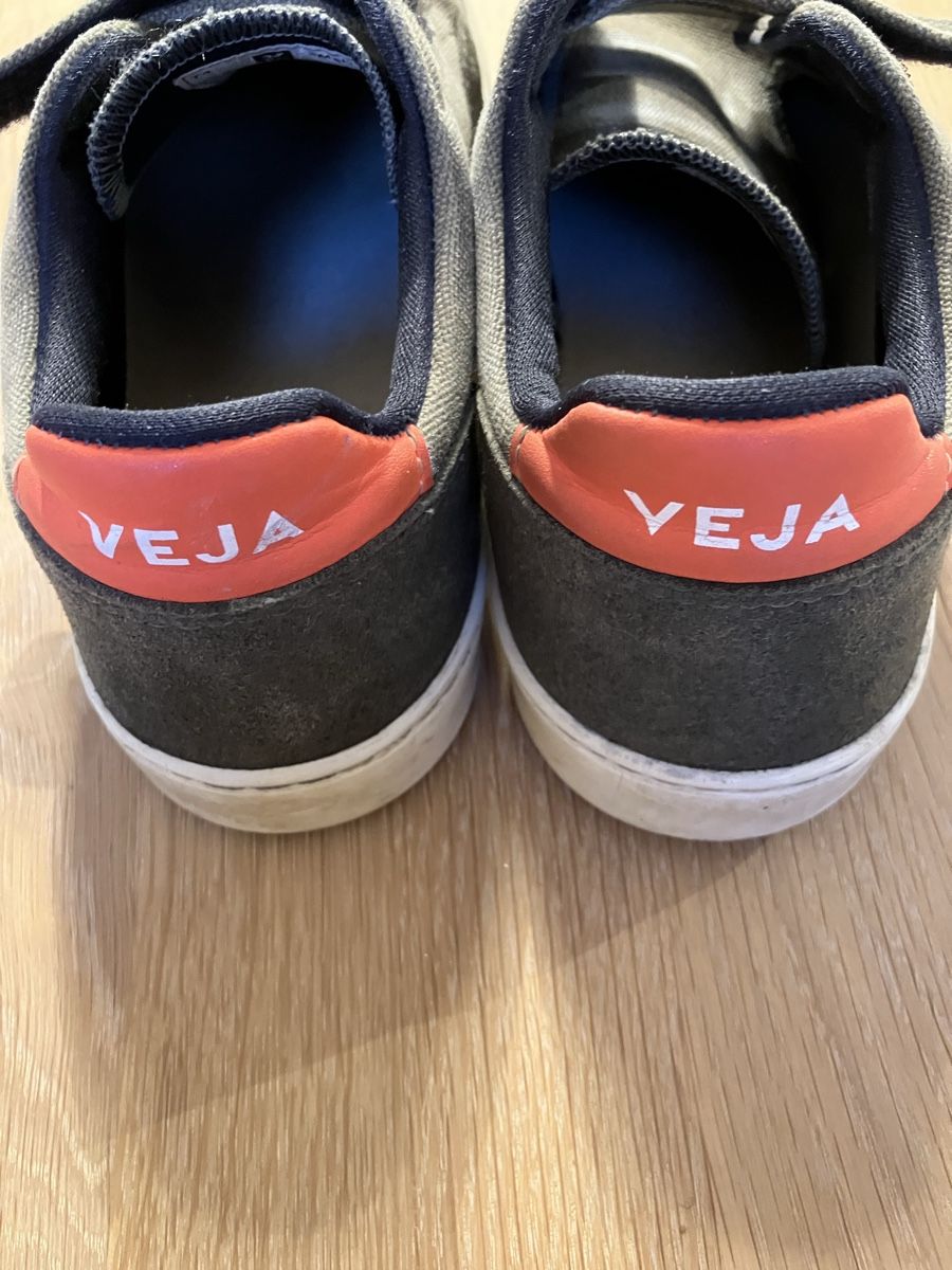 Veja Scarpe per ragazzi: Baskets Veja 35 kaki – Usato da Epalinges venduto da Tosca20 1