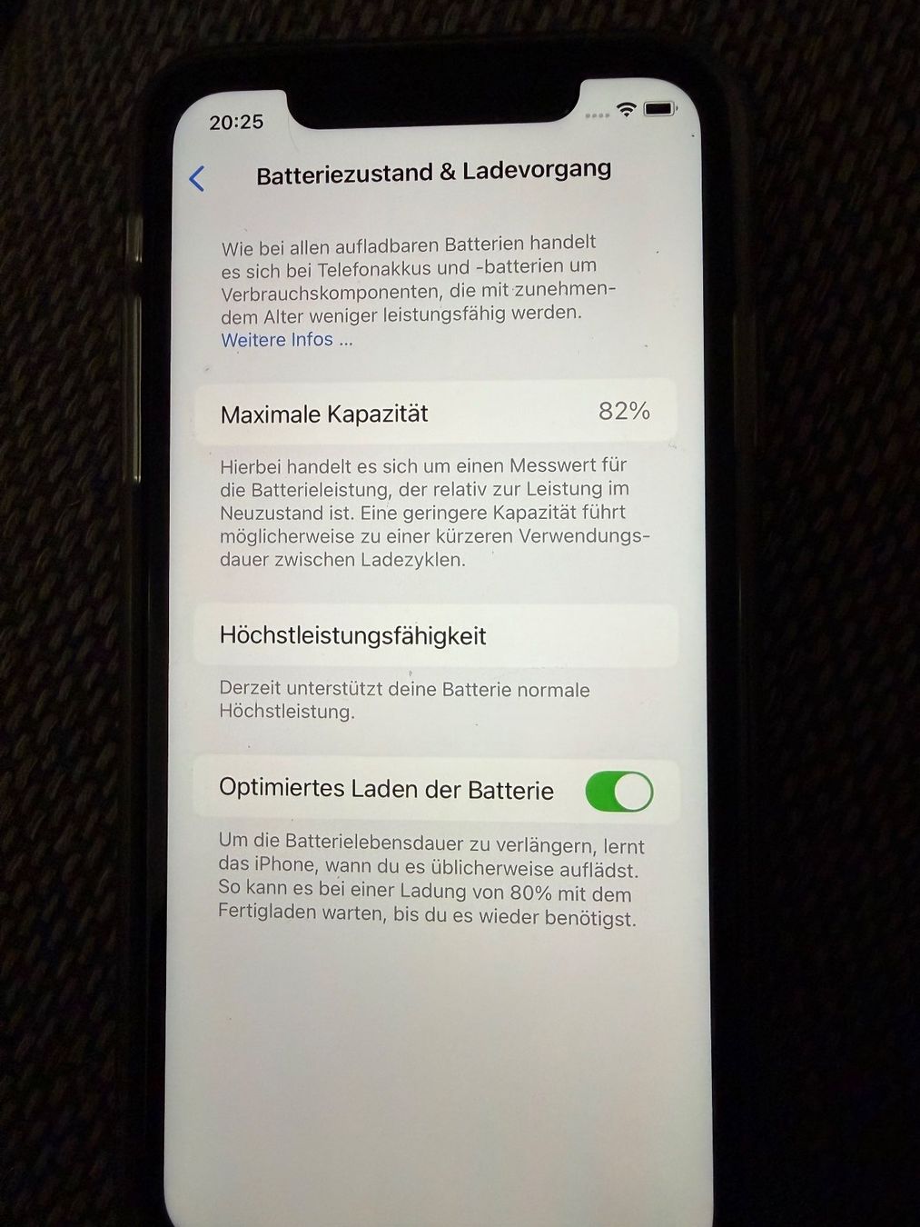Apple Telefoni cellulari / Smartphones: iPhone XR 64GB schwarz – Usato da Herisau venduto da Schoch22 2