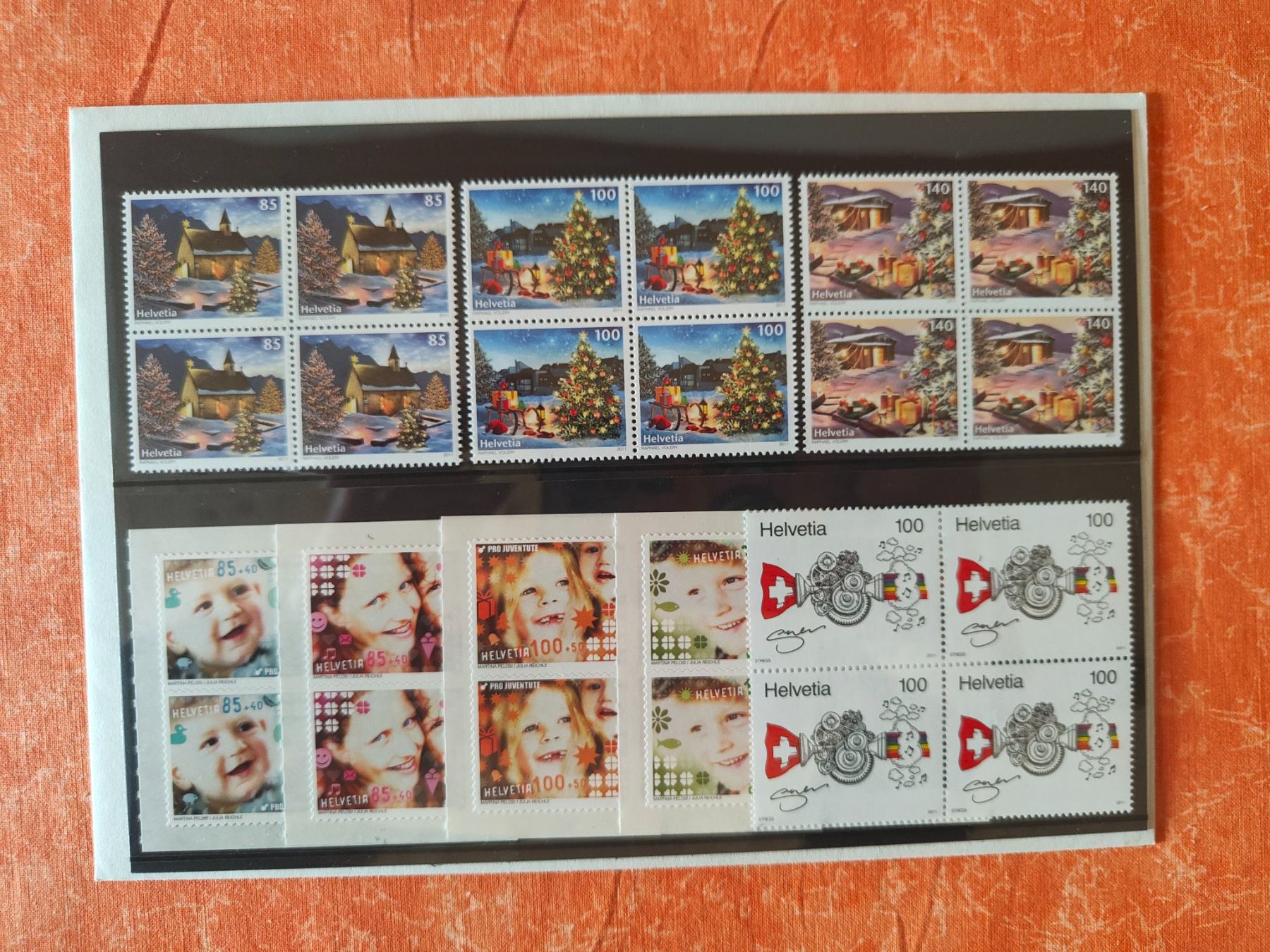 Tutti i francobolli: Timbres 2011 blocs de 4  non oblitérés – Nuovo e nell'imballaggio originale da Gryon venduto da Jessicaj87 1