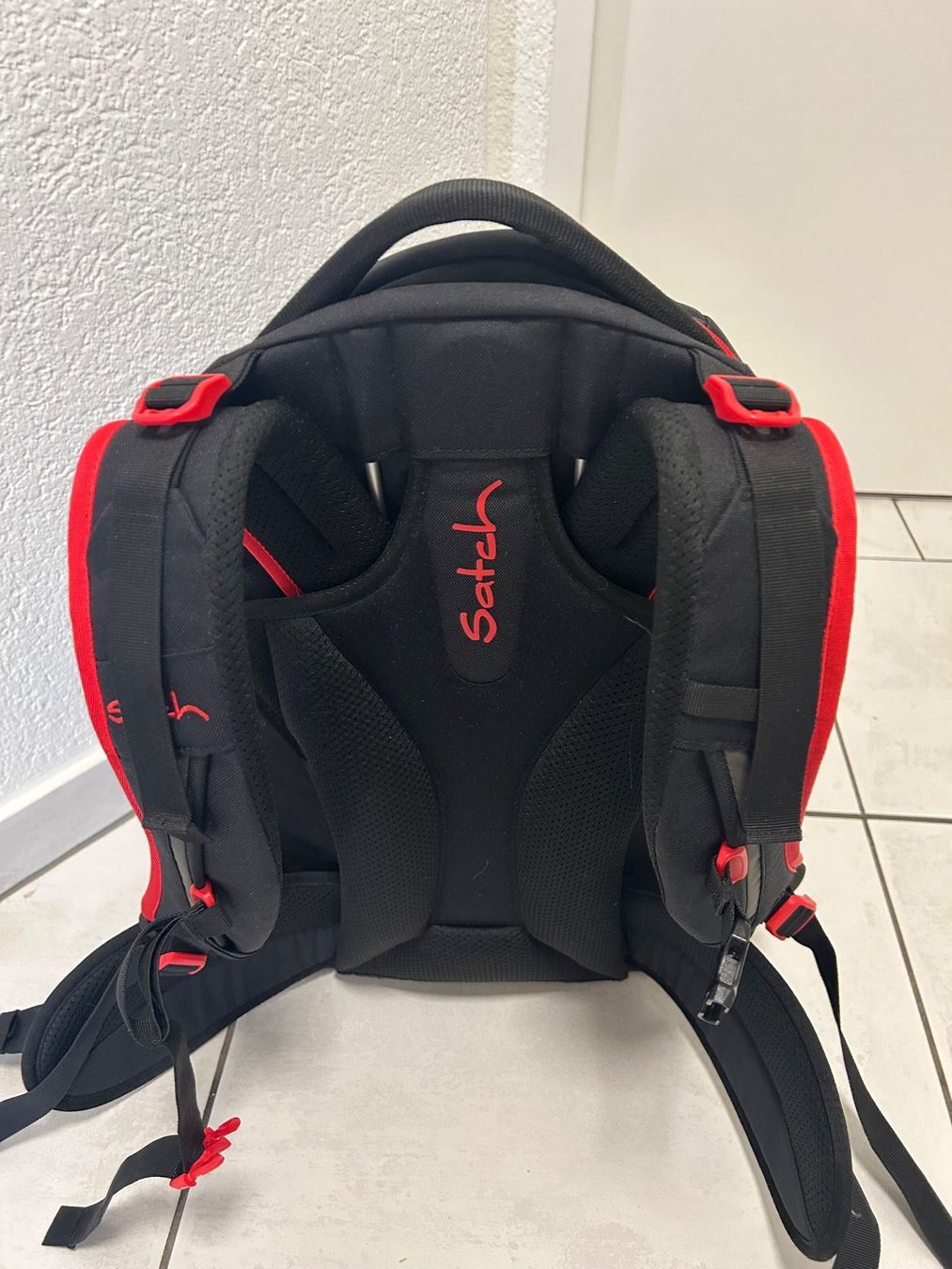 Satch Zaini: Satch Schulrucksack – Usato da Dättwil AG venduto da Tine05 1