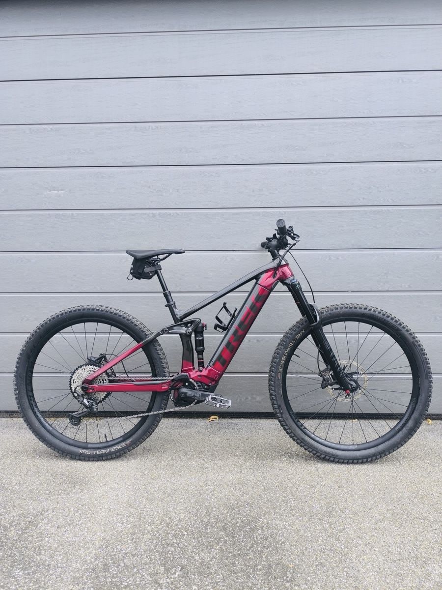 Trek Biciclette: Trek E-MTB Rail 7 Fully – Usato da Pfäffikon SZ venduto da guetundfair