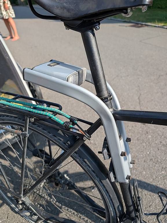 Seggiolini per auto: Velo Kindersitz Thule Yepp Maxi Seatpost – Usato da Stans venduto da Floeff 3