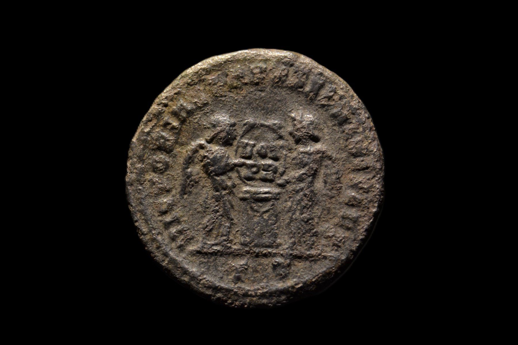 Tutti le monete: Römische Münze Constantinus I – Usato da Winterthur venduto da MountOlympus 1