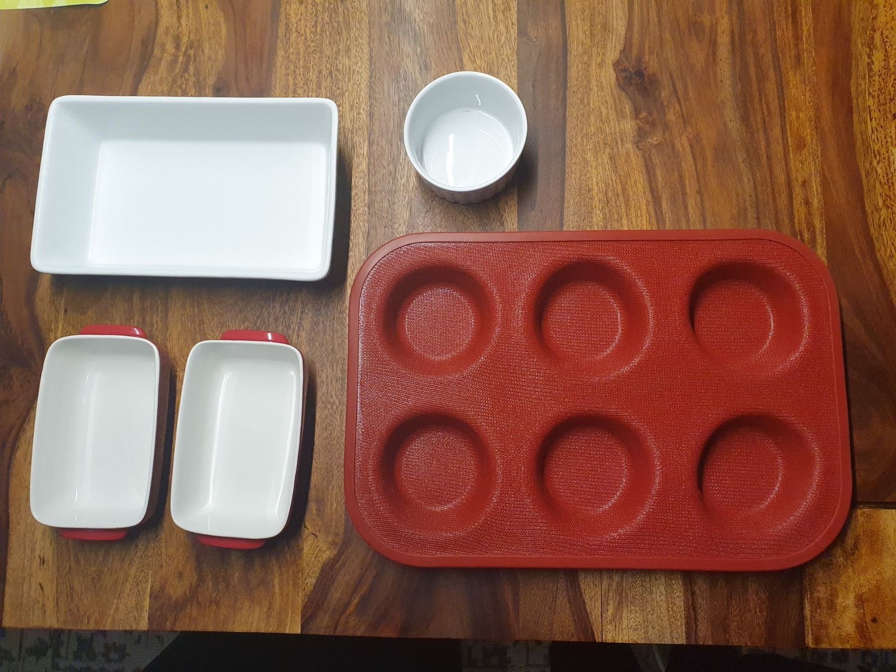 Teglie da forno: 5 Backformen / Gratinformen – Nuovo (secondo la descrizione) da Volketswil venduto da Dokinka