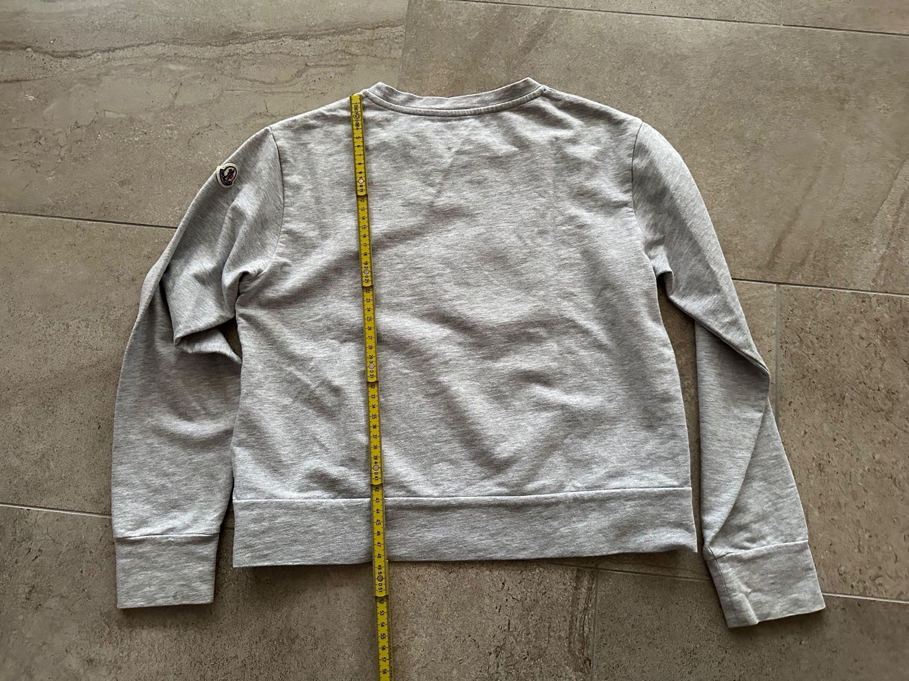 Moncler Maglioni & Felpe: Pulli Moncler – Nuovo (secondo la descrizione) da Ebikon venduto da nat_jzh5 1