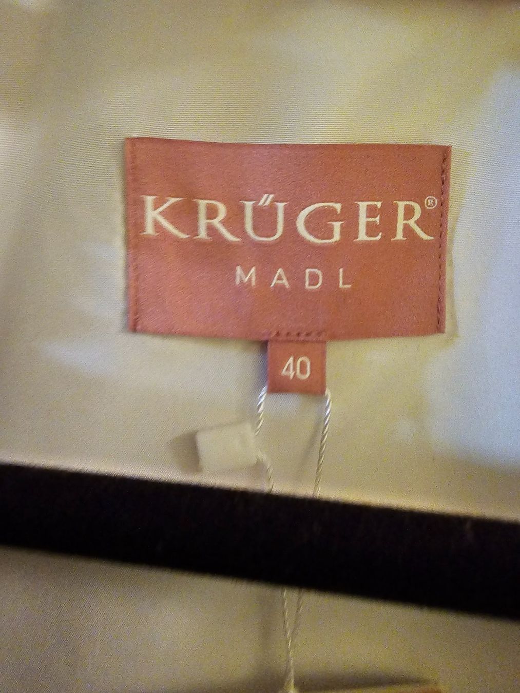 Krüger Kleider: Dirndl – Neu und originalverpackt aus Münchenstein von Barbi73 4