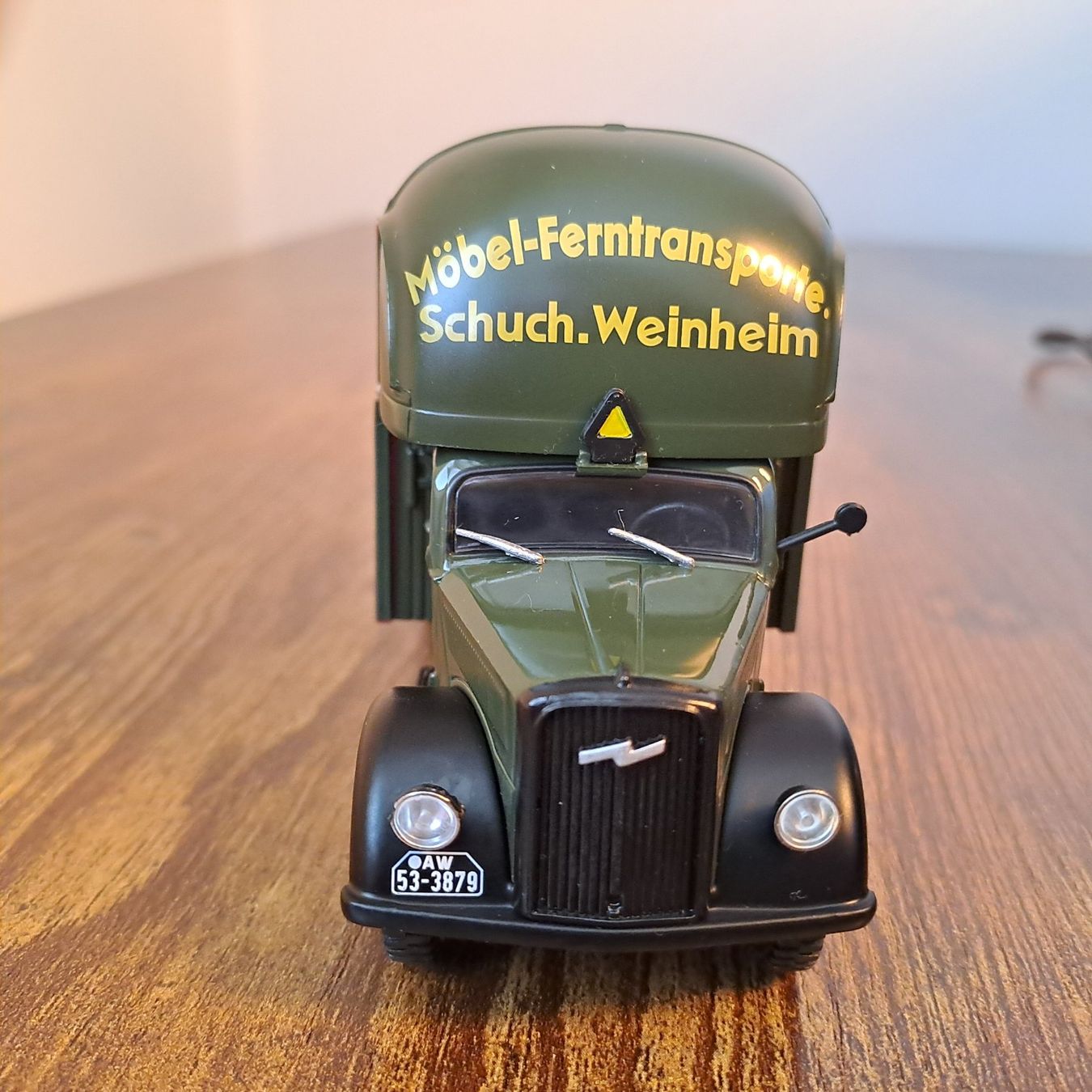 Opel Modellini d'auto: Opel Blitz Möbelwagen Adam Schuch – Usato da Bertschikon Gossau venduto da Singeruwe 1