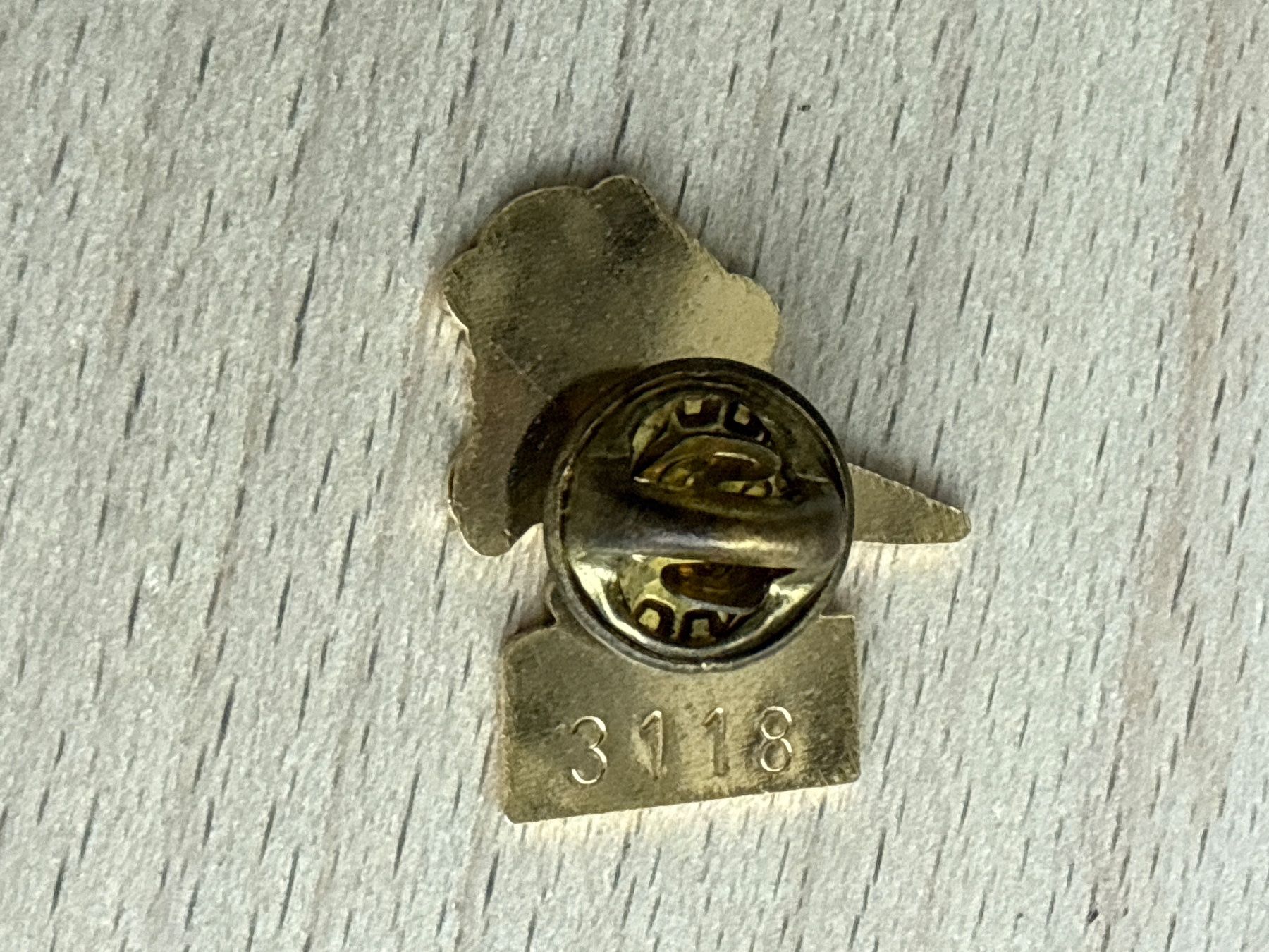 Placchette & Badge: Pin nuxo – Usato da Glattbrugg venduto da Schweigmatt 1