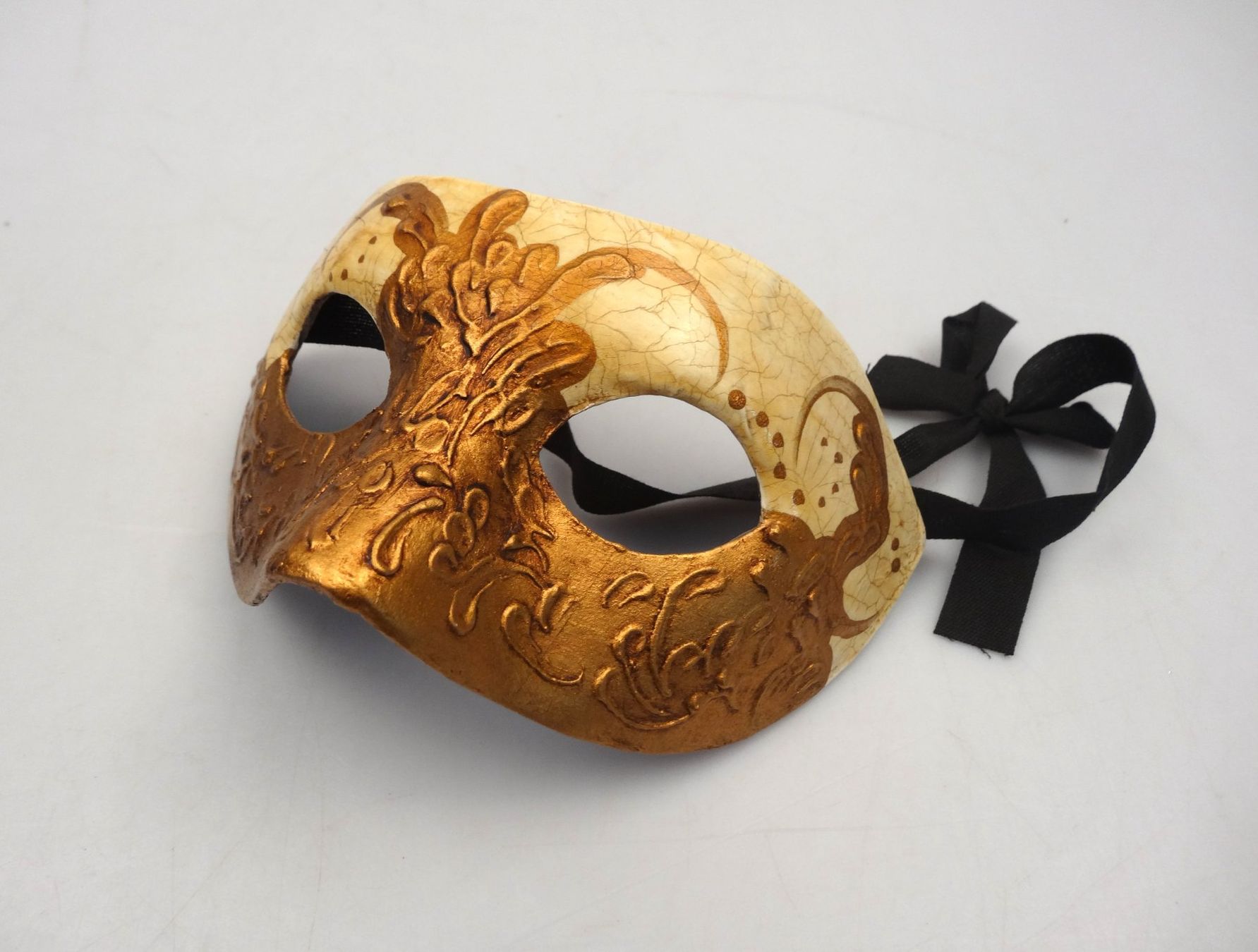 Maschere: Venezianischen Halbmasken – Usato da Volketswil venduto da brockipfannenstil 5