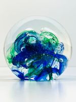 VINTAGE Kugel aus Kunstglas – Briefbeschwerer