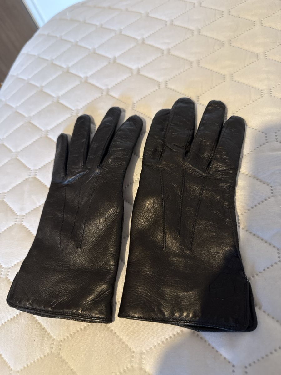 Guanti & manicotti: Lederhandschuhe – Usato da Aefligen venduto da Henni123