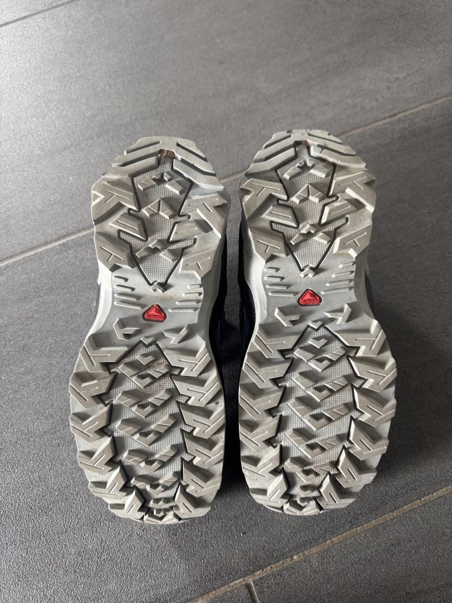 Salomon Scarpe per ragazzi: Salomon Trailrunning-Kindersschuhe Grösse 34 – Usato da Eschenbach SG venduto da Gthom 1
