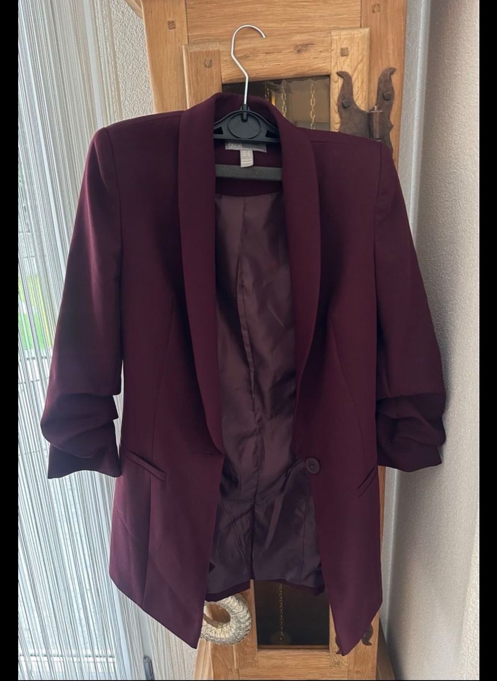 Asos Kleiderpakete: Schicker Damenanzug Asos Gr. 32 Bordeaux – Gebraucht aus Wetzikon ZH von dor_rmq2 2